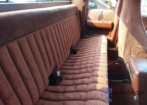 1992 Chevrolet Gmt-400 C1500 из США, поврежденный, VIN 2GCEC19K3N1193327